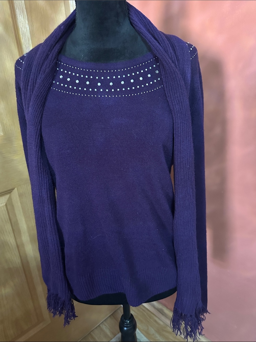 Carolyn Taylor Purple Crew Neck Sweater with Matching Scarf